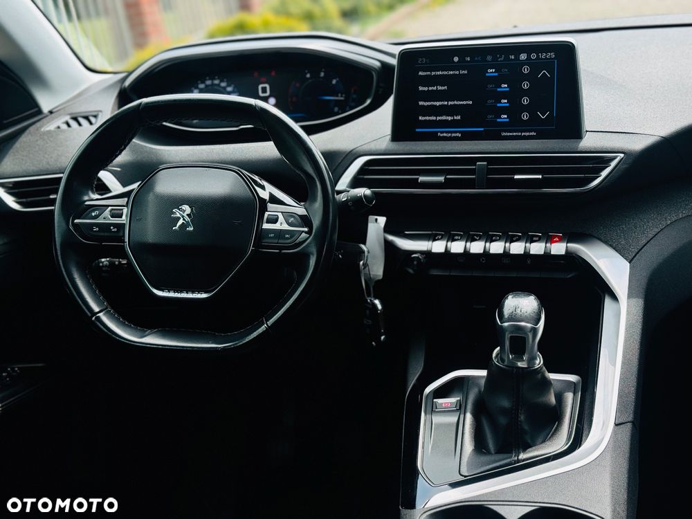 Peugeot 5008 BlueHDi 130 Allure - 17