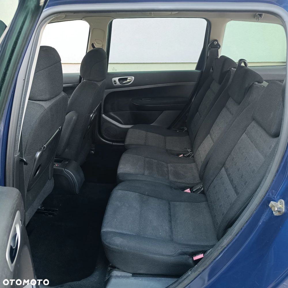 Peugeot 307 1.6 - 14
