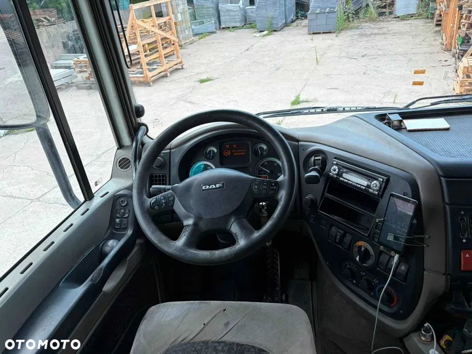 DAF 105 - 4