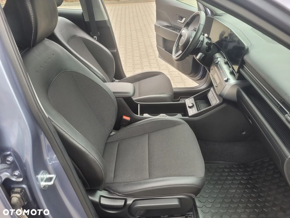 Hyundai Kona 1.6 GDI Hybrid Executive DCT - 23