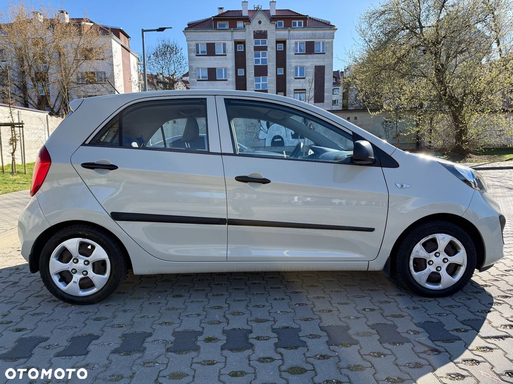 Kia Picanto 1.0 M - 11