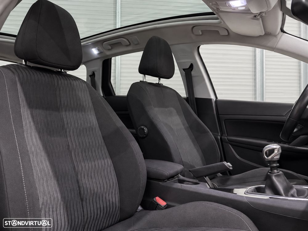 Peugeot 308 SW - 7