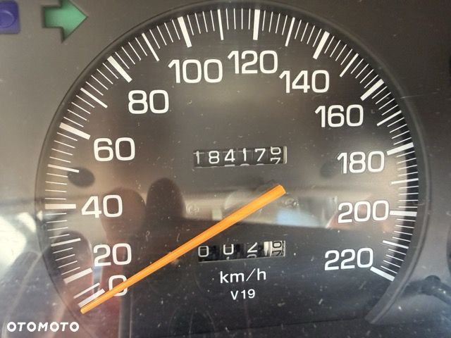 Toyota Camry - 18