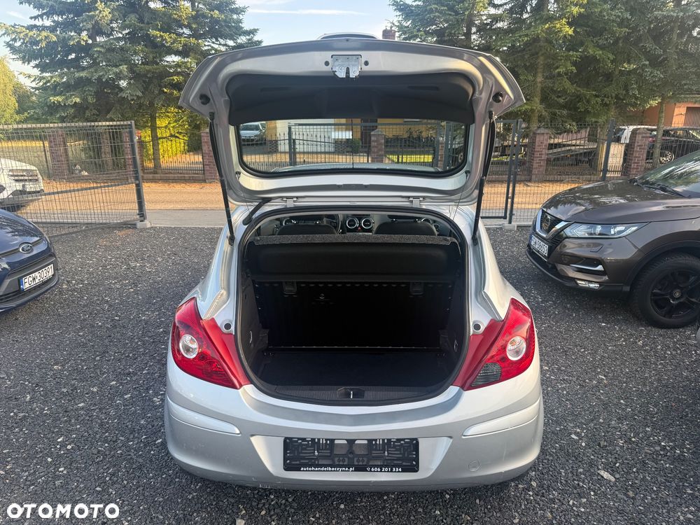 Opel Corsa 1.2 16V Energy - 26