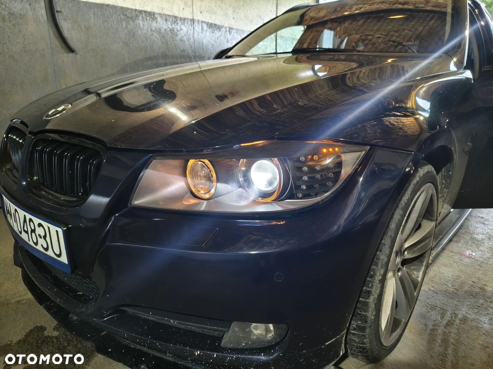 BMW Seria 3 318d DPF - 22