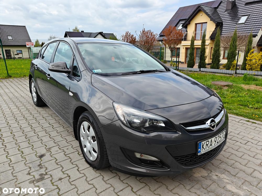 Opel Astra 1.6 CDTI Cosmo - 1