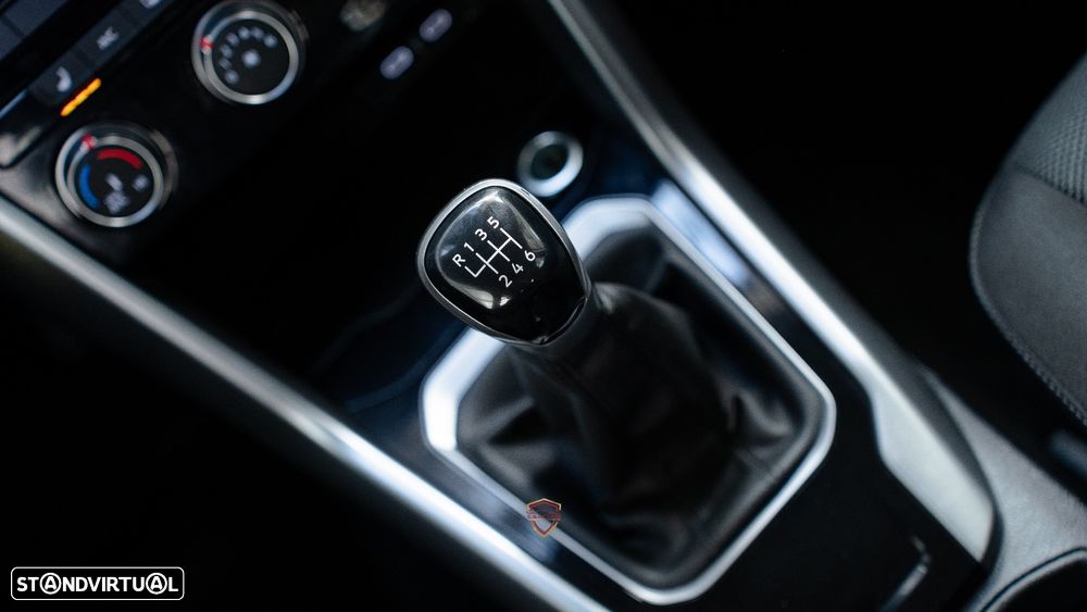 VW T-Roc 1.0 TSI Life - 32