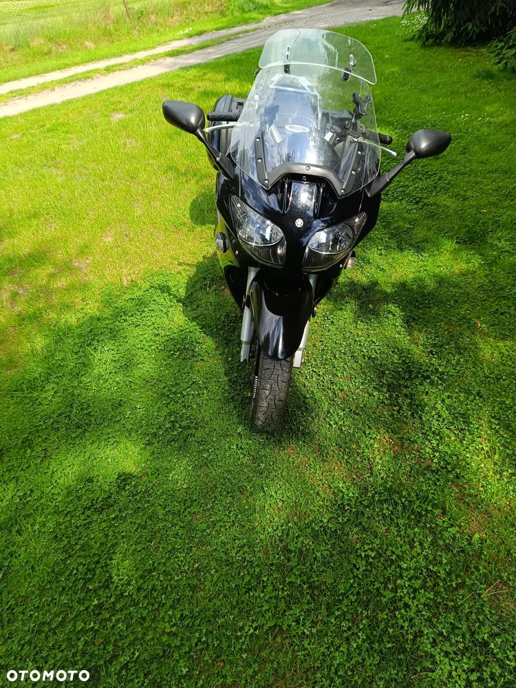 Yamaha FJR - 13