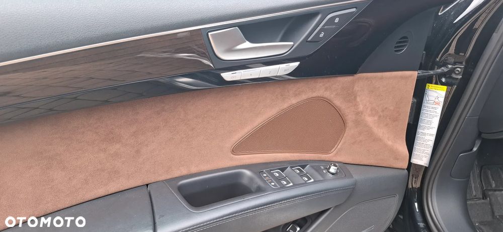 Audi A8 4.0 TFSI cylinder on demand quattro tiptronic Lang - 22