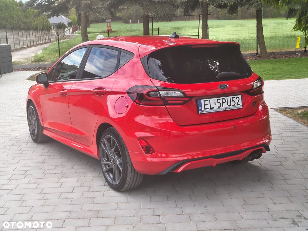 Ford Fiesta - 4