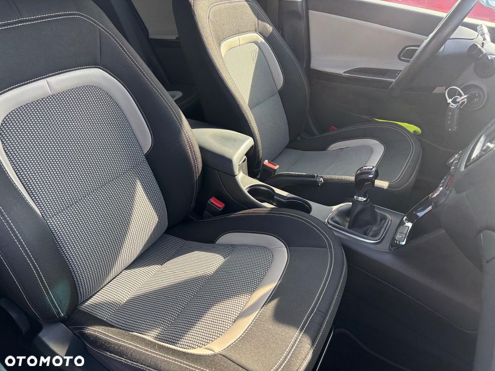 Kia Ceed 1.6 CRDi 128 ISG Platinum Edition - 23