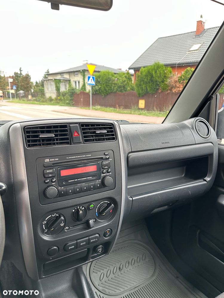 Suzuki Jimny - 10