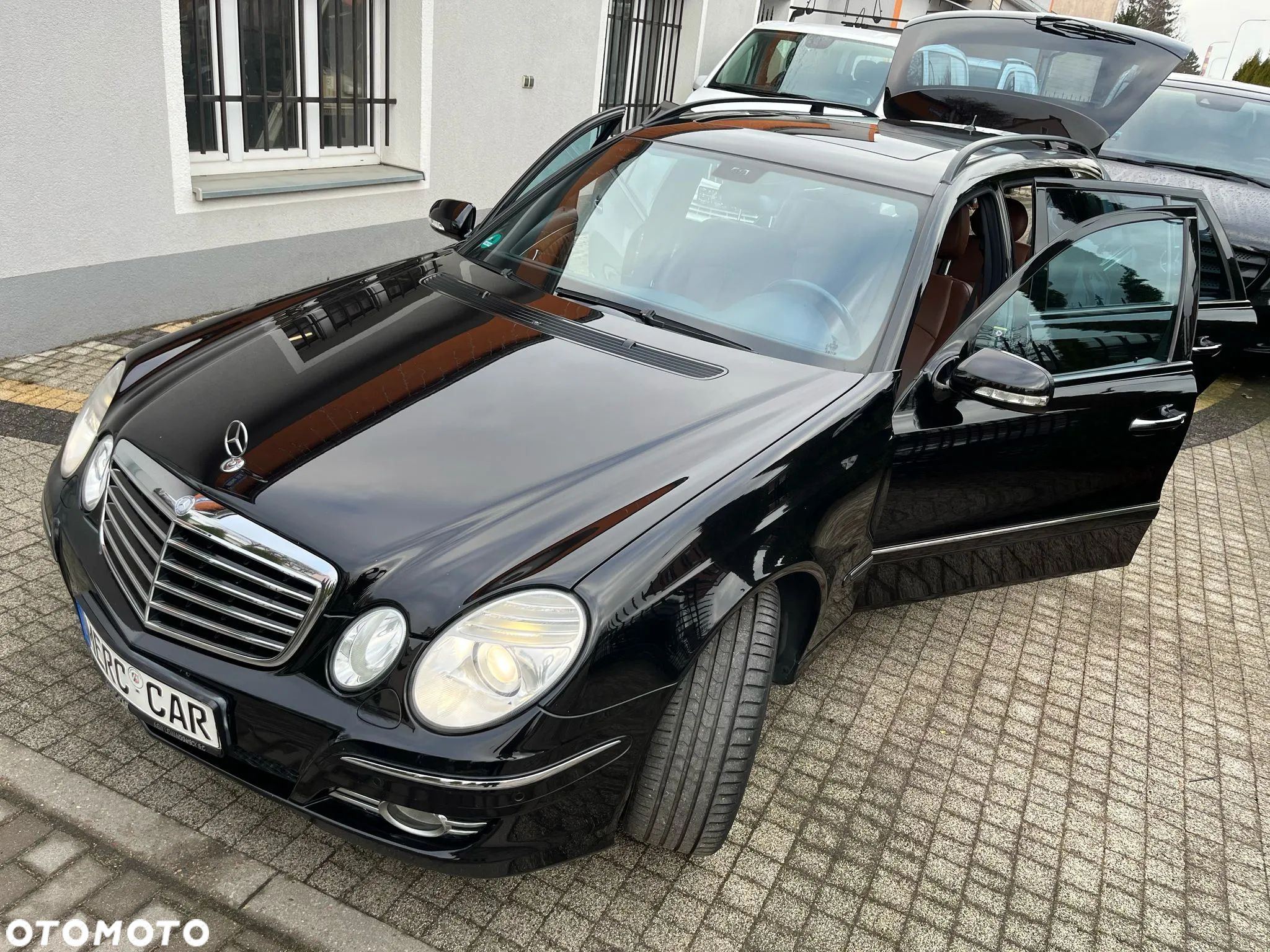 Mercedes-Benz Klasa E 280 CDI 4-Matic Avantgarde - 1