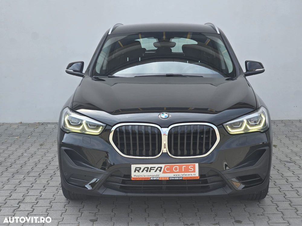 BMW X1 xDrive20i AT - 2