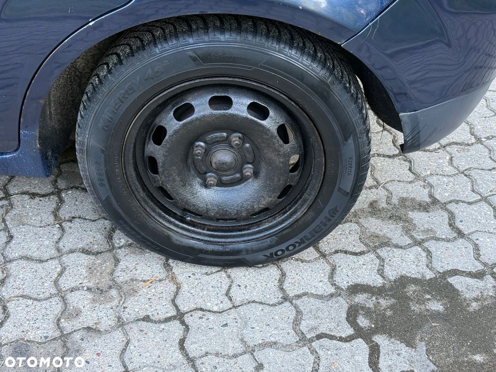 Ford Fiesta 1.3 - 9