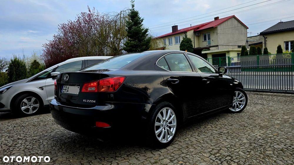 Lexus IS 220d - 17