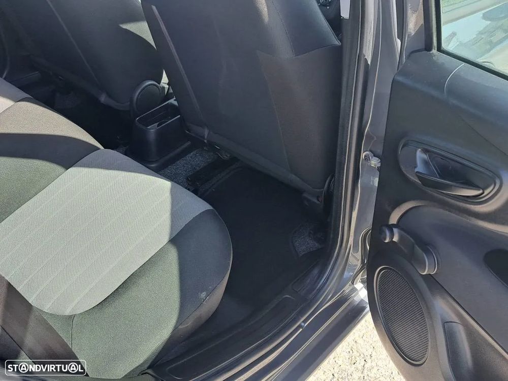 Fiat Punto 1.2 Easy S&S - 24