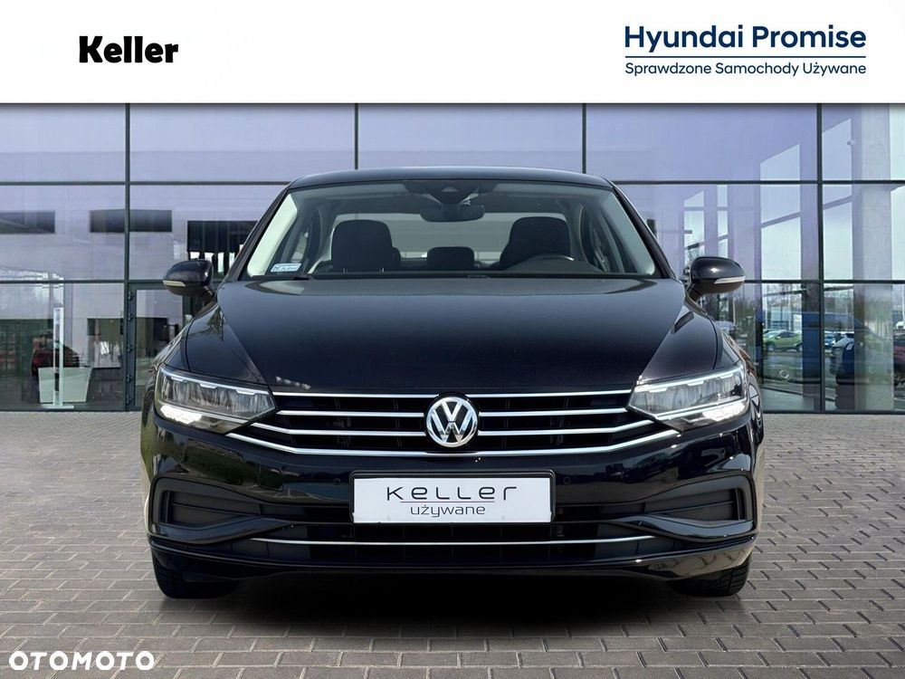 Volkswagen Passat - 10