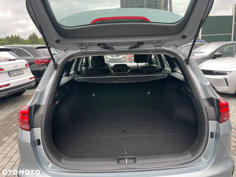 Kia Ceed 1.6 CRDi SCR M - 22