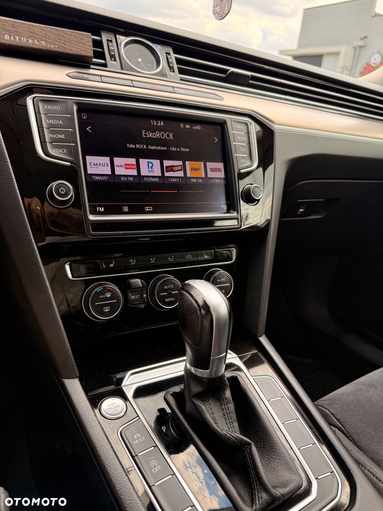 Volkswagen Passat 2.0 TDI BMT Highline DSG - 12