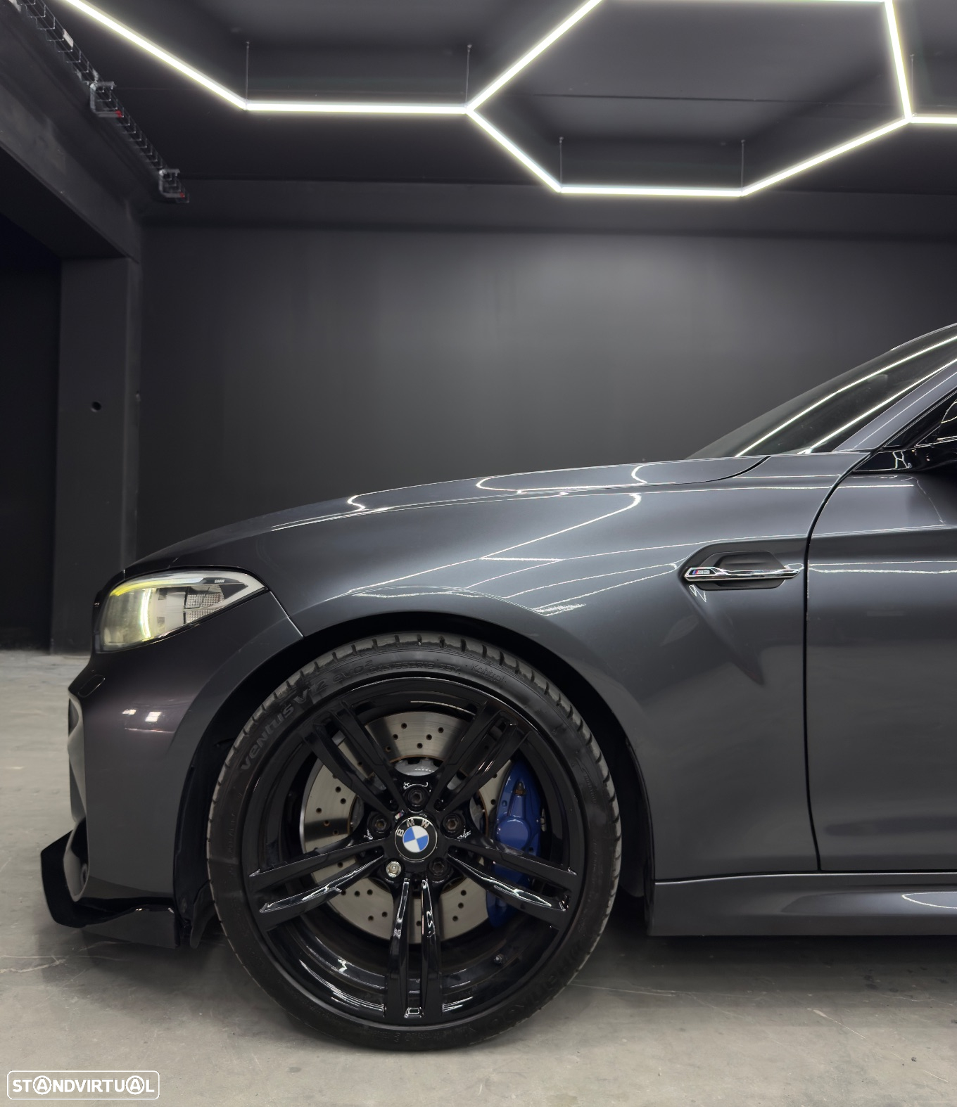 BMW M2 Auto - 8