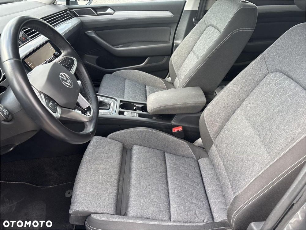 Volkswagen Passat Variant 2.0 TDI EVO Business DSG - 10