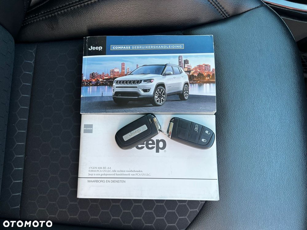 Jeep Compass 1.4 MultiAir Sport - 33