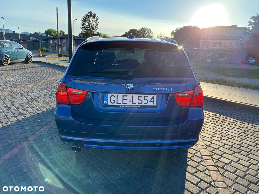 BMW Seria 3 320d DPF - 5