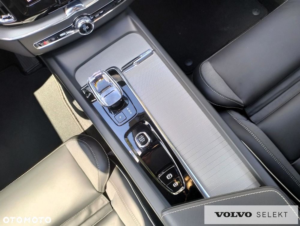 Volvo XC 60 - 22