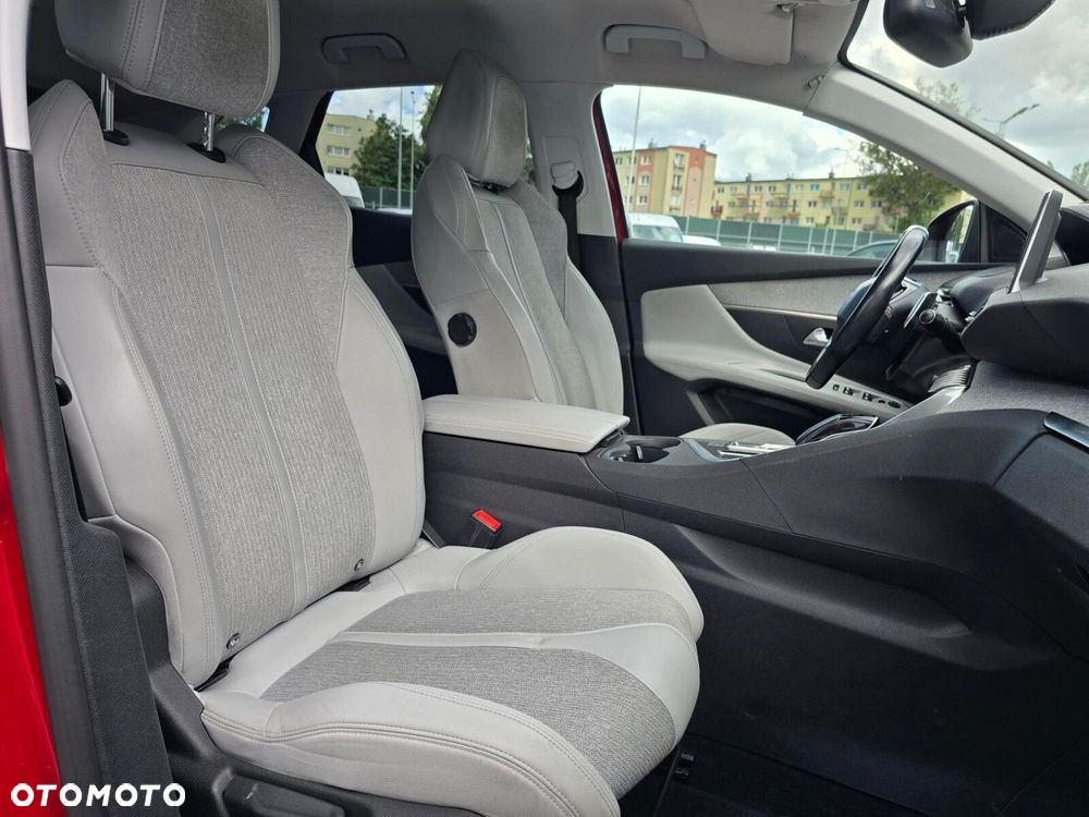 Peugeot 3008 1.2 PureTech Allure Pack S&S EAT8 - 16