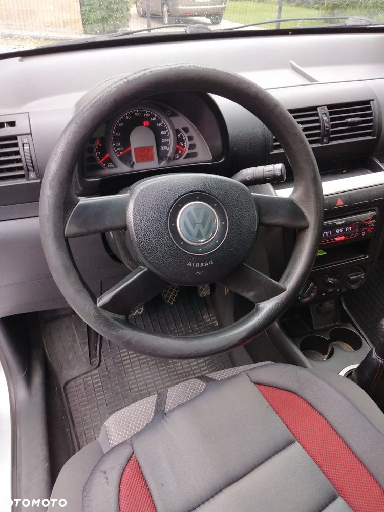 Volkswagen Fox - 10