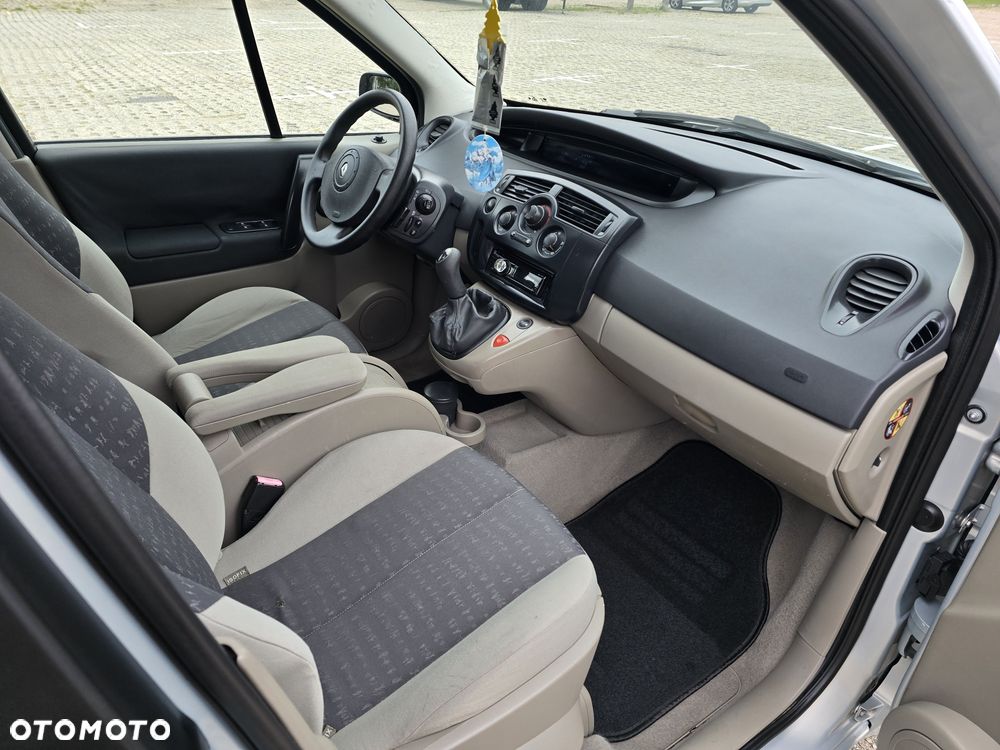 Renault Scenic - 7