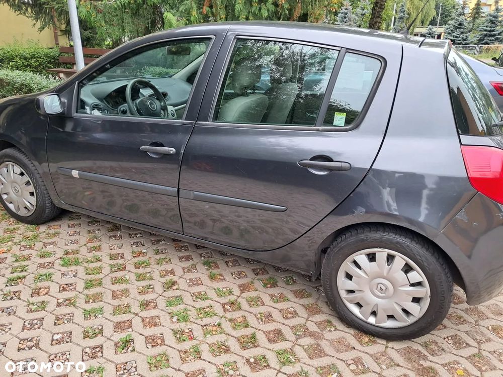 Renault Clio 1.2 TCE Alize - 4