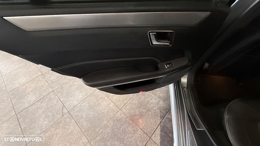 Mercedes-Benz E 250 BlueTEC Avantgarde Auto. - 37