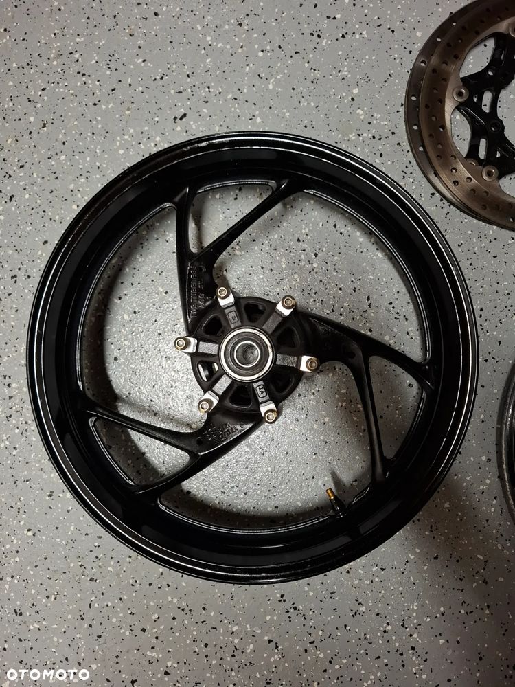 Suzuki GSXS 1000 950 felga tarcz hamulcowa katana - 3
