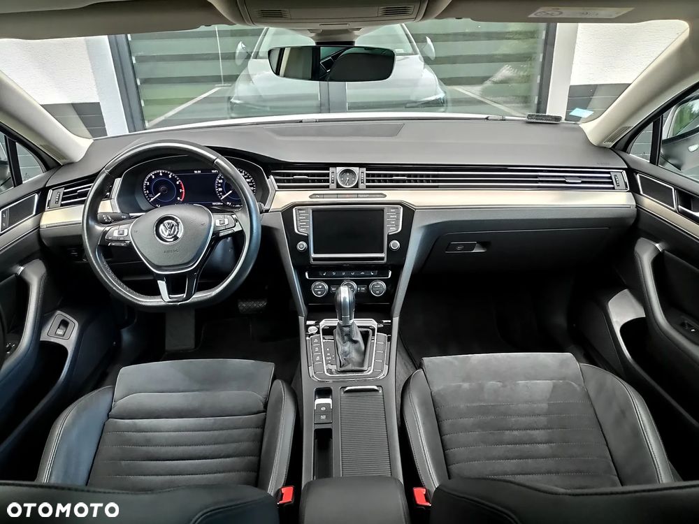 Volkswagen Passat 2.0 TSI BMT Comfortline DSG - 9