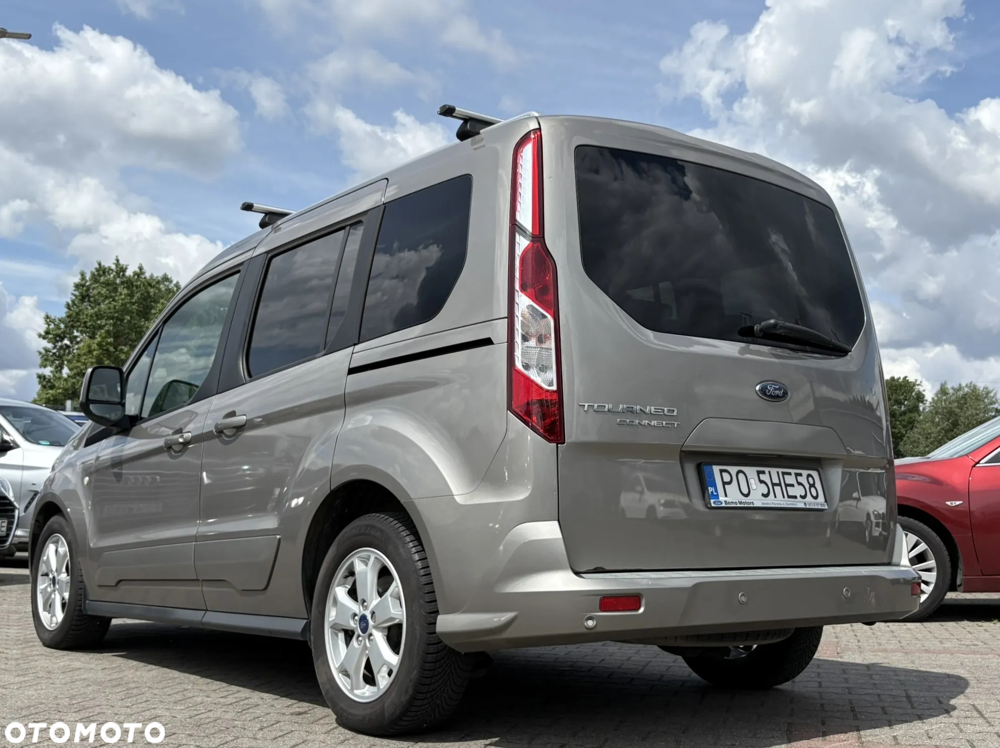 Ford Tourneo Connect 1.5 TDCi Titanium - 6