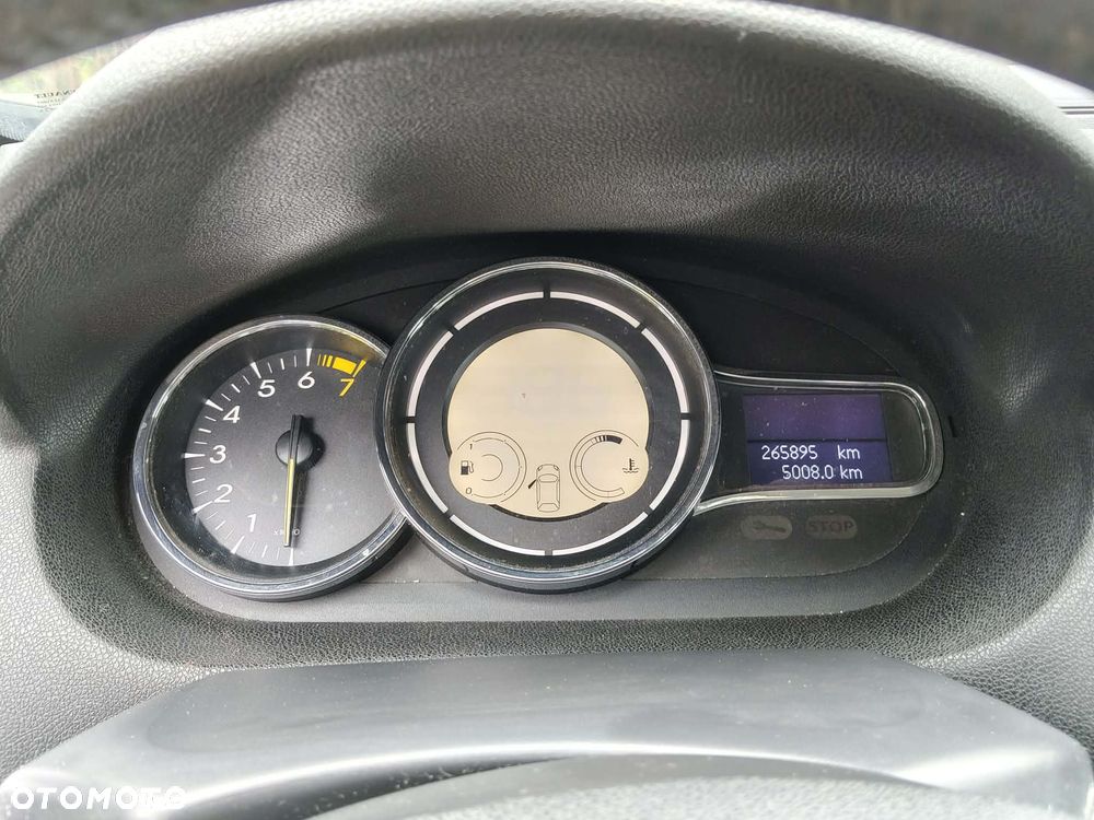 Renault Megane 1.6 16V Expression - 14