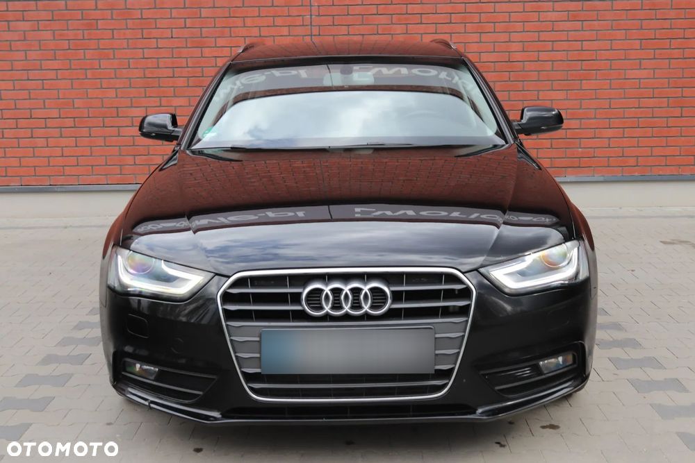 Audi A4 Avant 2.0 TDI DPF multitronic Ambiente - 2