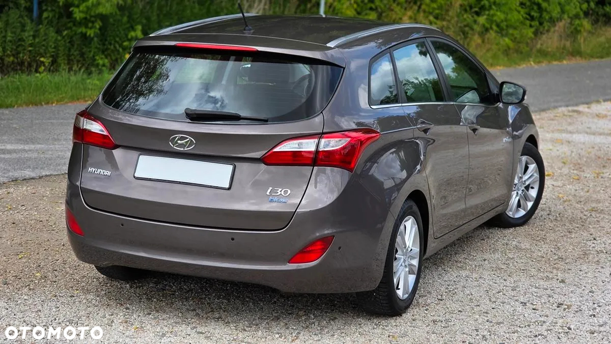 Hyundai i30 - 38
