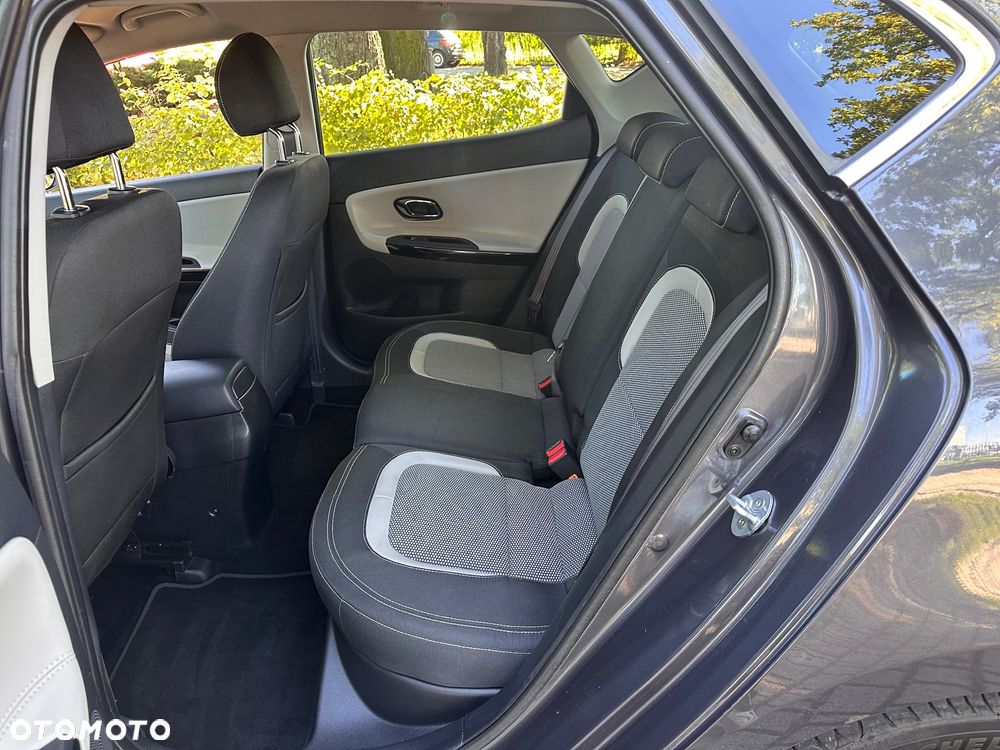 Kia Ceed - 7