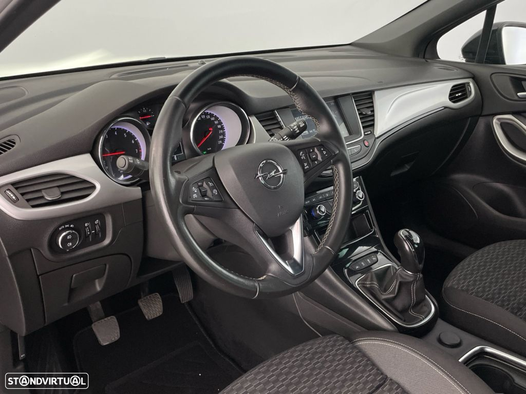 Opel Astra Sports Tourer 1.2 T GS Line S/S - 17