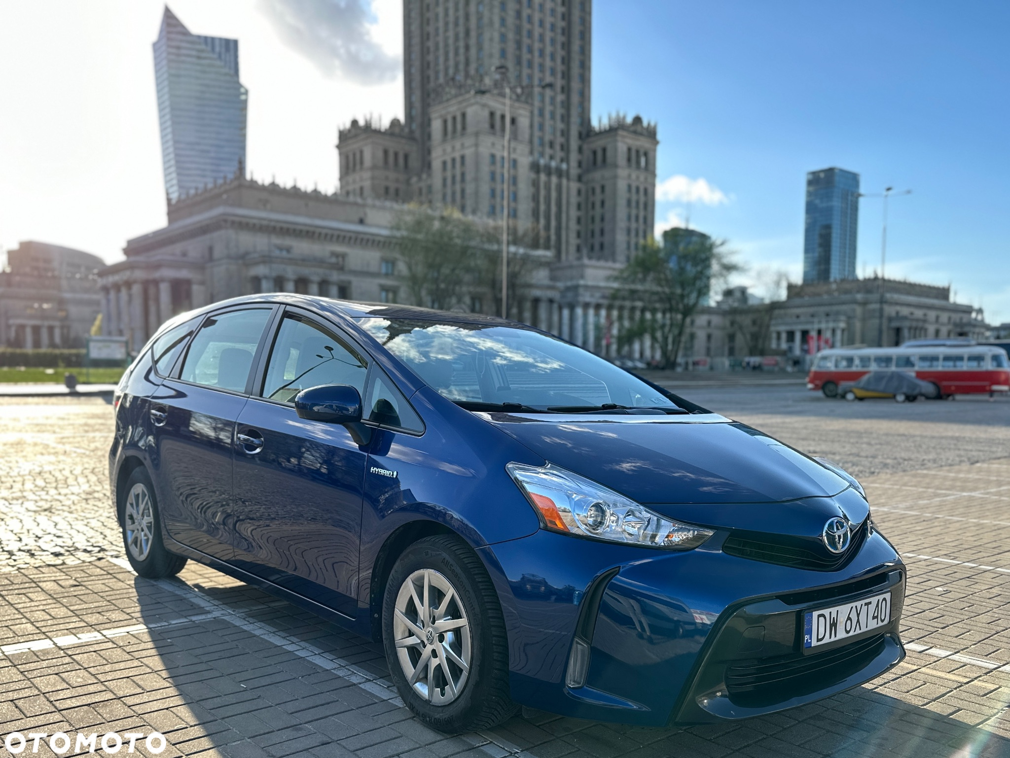 Toyota Prius+ (Hybrid) Comfort - 24