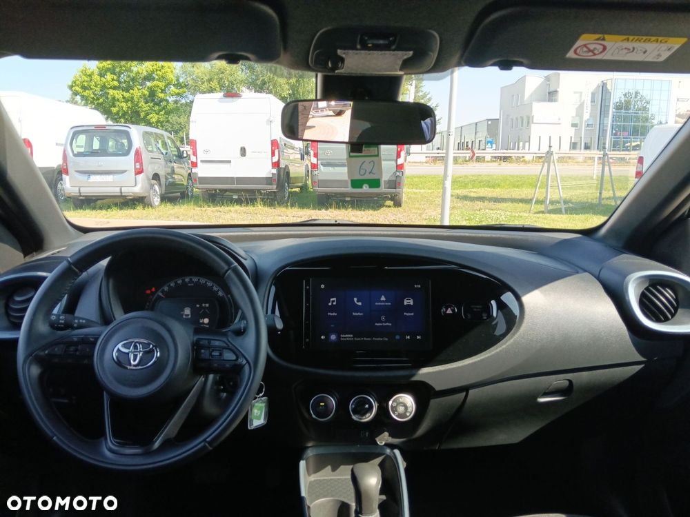 Toyota Aygo X 1.0 VVT-i Style CVT - 2