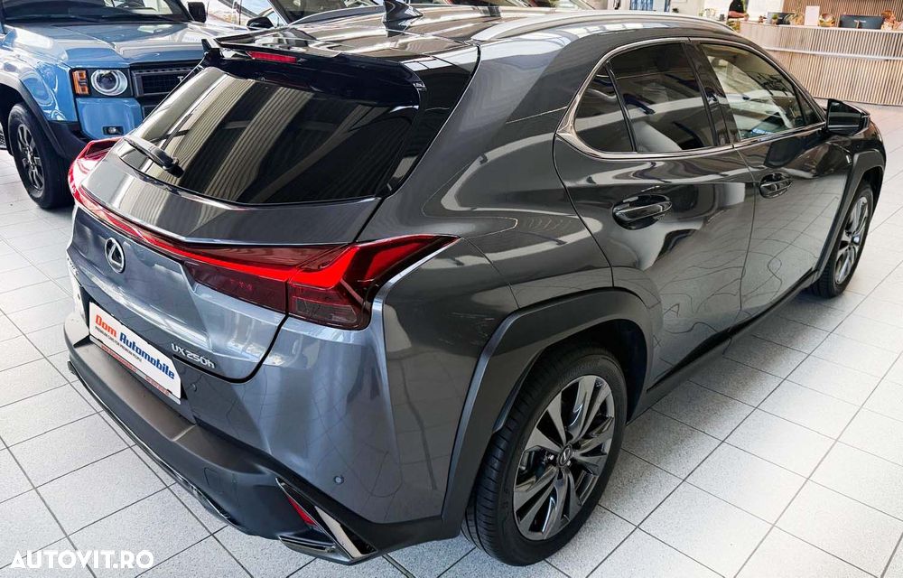 Lexus Ux 2024 photo 5