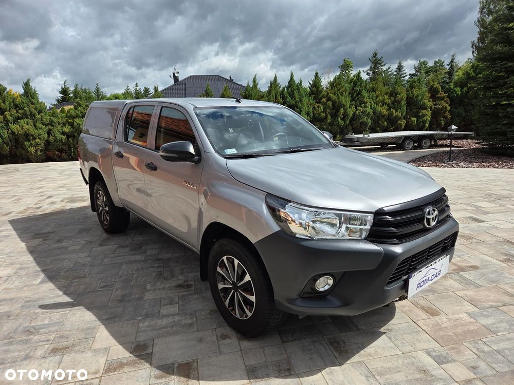 Toyota Hilux - 8