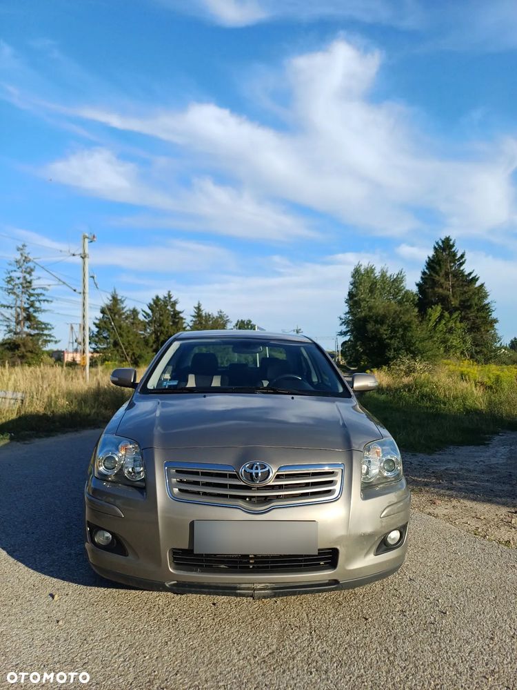 Toyota Avensis 2.0 D-4D Sol - 30