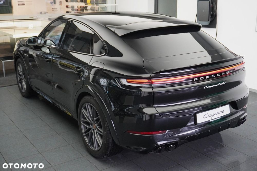 Porsche Cayenne - 16
