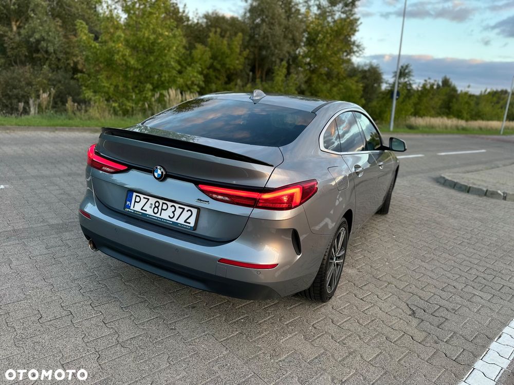 BMW Seria 2 218i - 4
