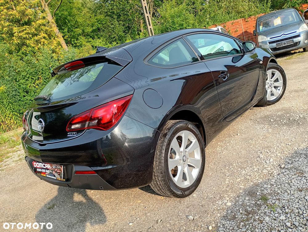 Opel Astra 1.4 Turbo - 4